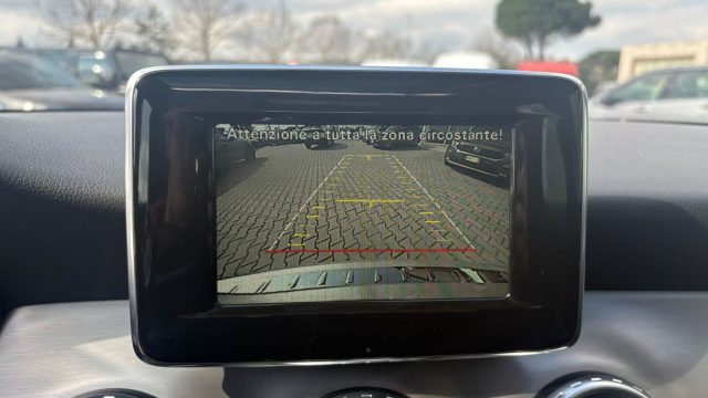 MERCEDES-BENZ GLA 200 usata, con Fari Xenon