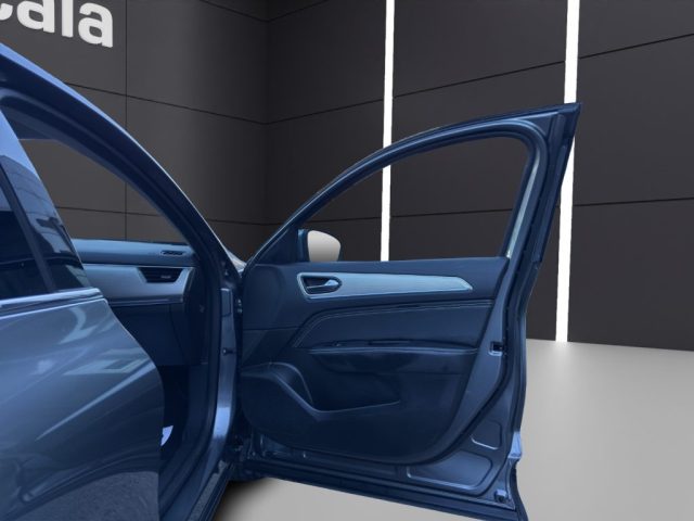 RENAULT Arkana usata, con Controllo elettronico della corsia