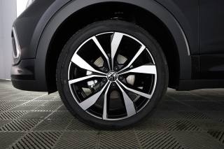 VOLKSWAGEN T-Cross usata 14