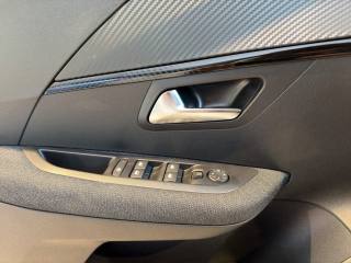 PEUGEOT 208 usata, con USB