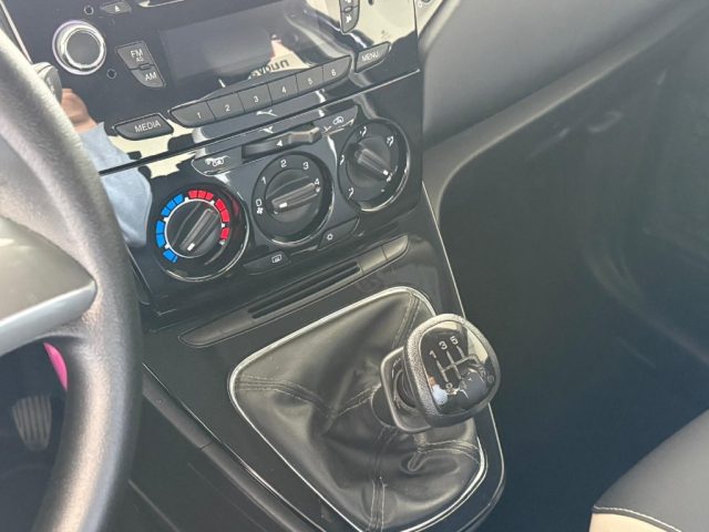 LANCIA Ypsilon usata 11