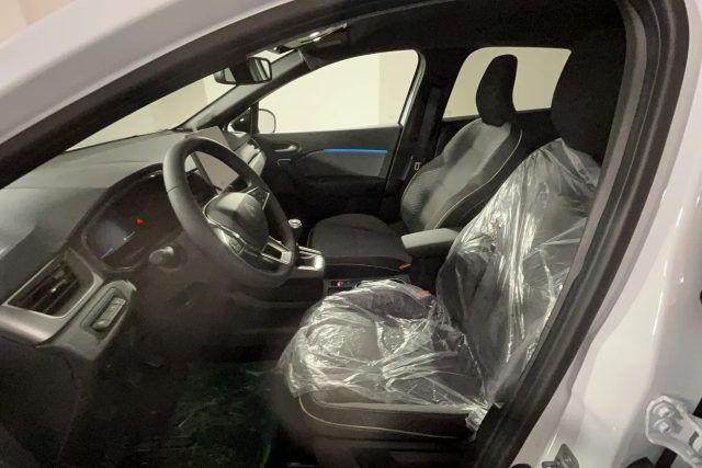 RENAULT Captur usata, con Bracciolo