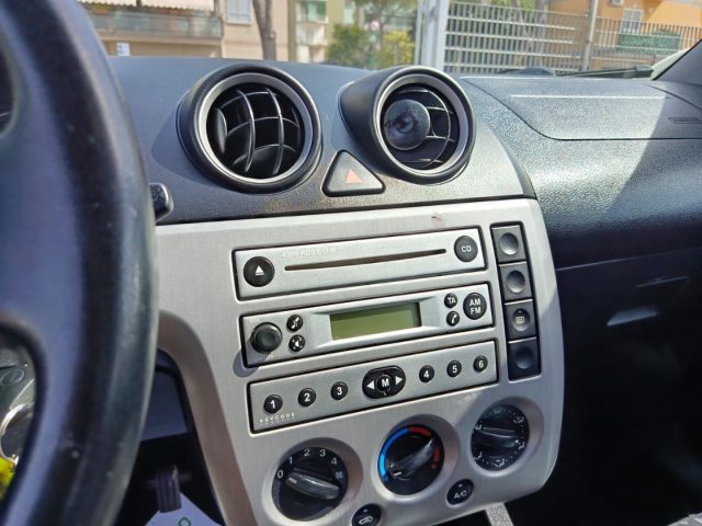 FORD Fiesta usata, con Chiusura centralizzata