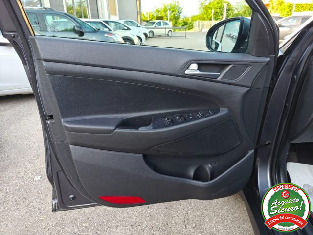 HYUNDAI Tucson usata, con Autoradio