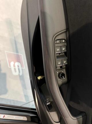 AUDI Q8 usata, con Autoradio