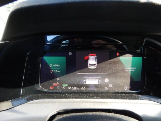 VOLKSWAGEN Golf usata, con Autoradio