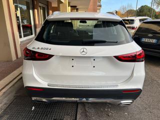 MERCEDES-BENZ GLA 200 usata, con Chiusura centralizzata