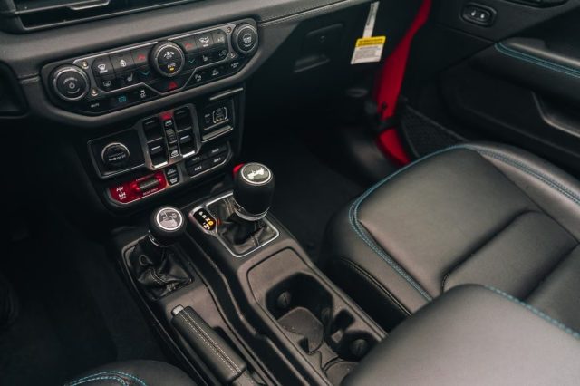 JEEP Wrangler usata, con MP3