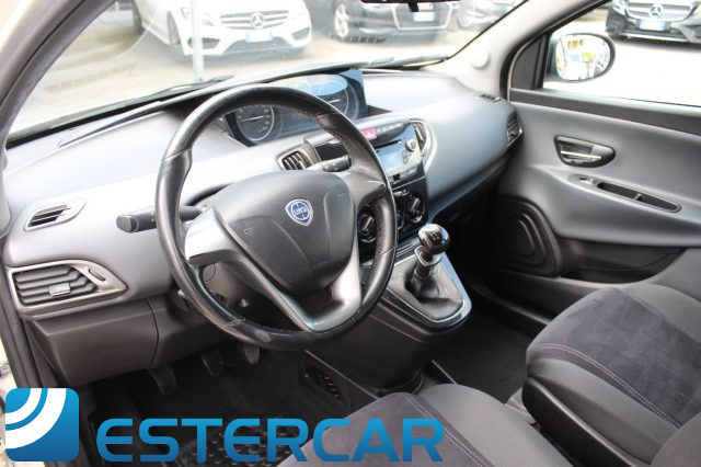 LANCIA Ypsilon usata, con Airbag laterali