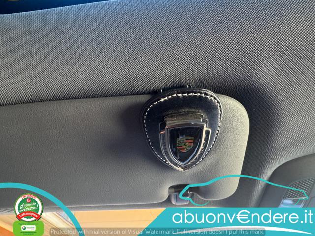 PORSCHE 992 usata, con USB