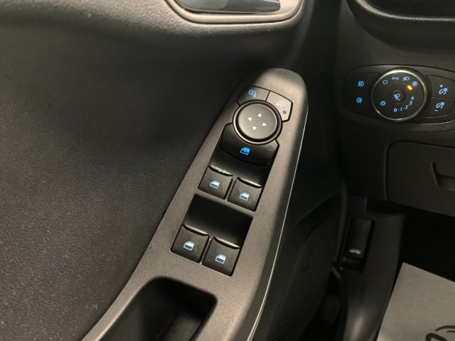 FORD Fiesta usata, con Vetri oscurati