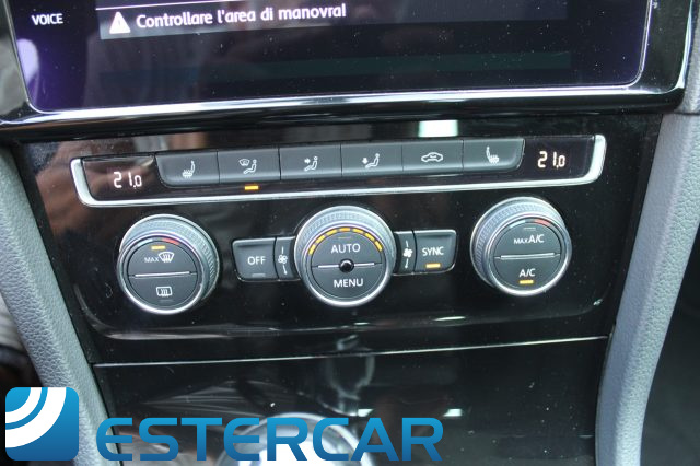 VOLKSWAGEN Golf usata, con ESP