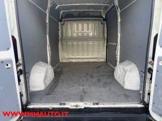 PEUGEOT Boxer usata, con ESP