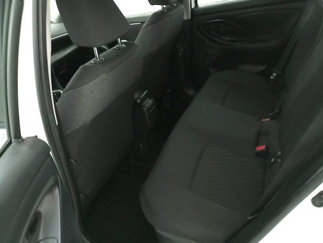 TOYOTA Yaris usata, con Bracciolo