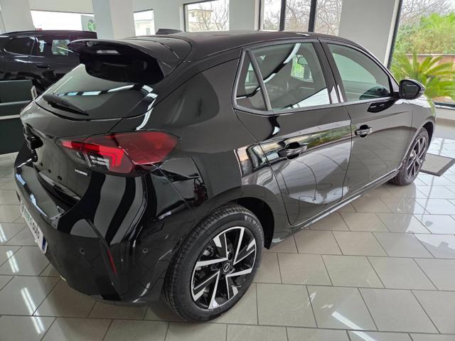 OPEL Corsa usata, con Park Distance Control