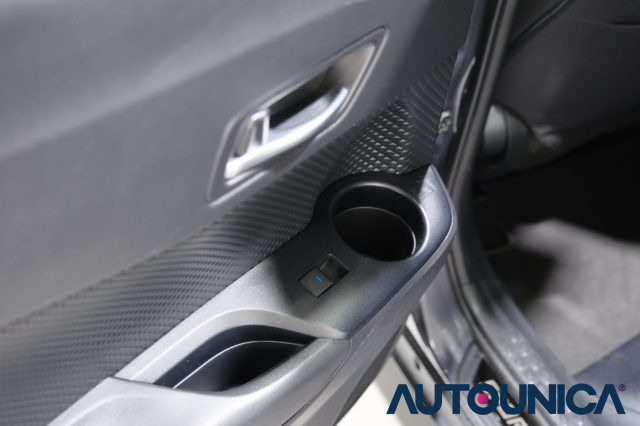 TOYOTA C-HR usata, con Riconoscimento dei segnali stradali