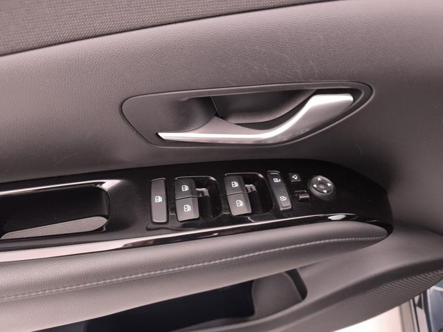 HYUNDAI Tucson usata, con Sedile posteriore sdoppiato