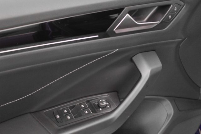 VOLKSWAGEN T-Roc usata, con Climatizzatore