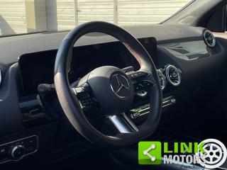 MERCEDES-BENZ GLA 180 usata, con Controllo trazione