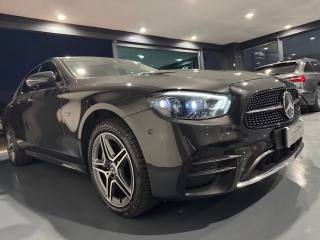 MERCEDES-BENZ E 300 usata, con Airbag Passeggero