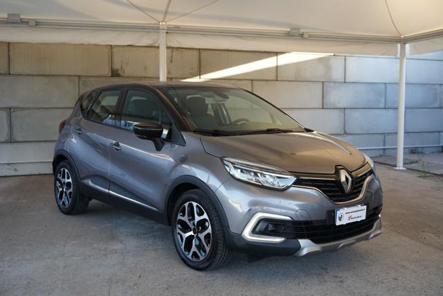 RENAULT Captur usata, con Alzacristalli elettrici