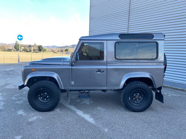 LAND ROVER Defender usata, con Trazione integrale