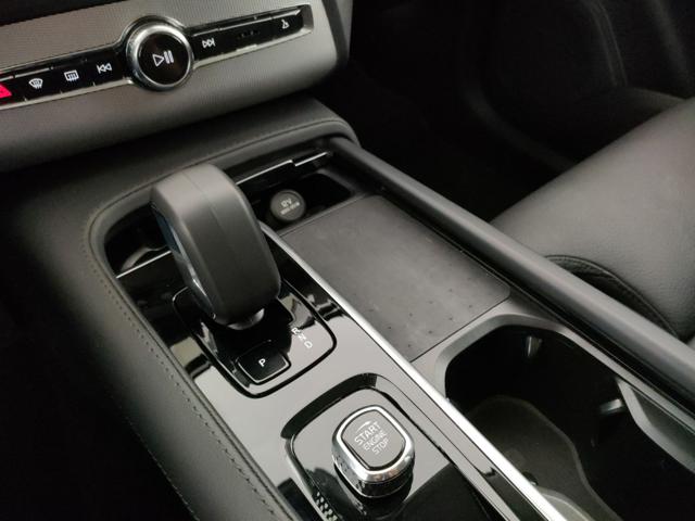 VOLVO XC90 usata, con Luci diurne LED