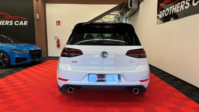 VOLKSWAGEN Golf GTI usata, con Autoradio