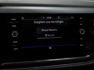 VOLKSWAGEN Taigo usata, con Luci diurne