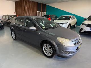 OPEL Astra usata, con Chiusura centralizzata