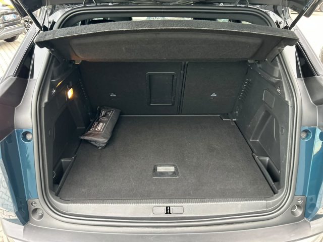 PEUGEOT 3008 usata, con Luci diurne LED