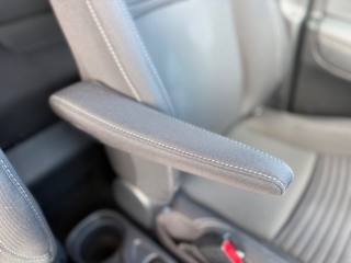 TOYOTA Yaris usata 27