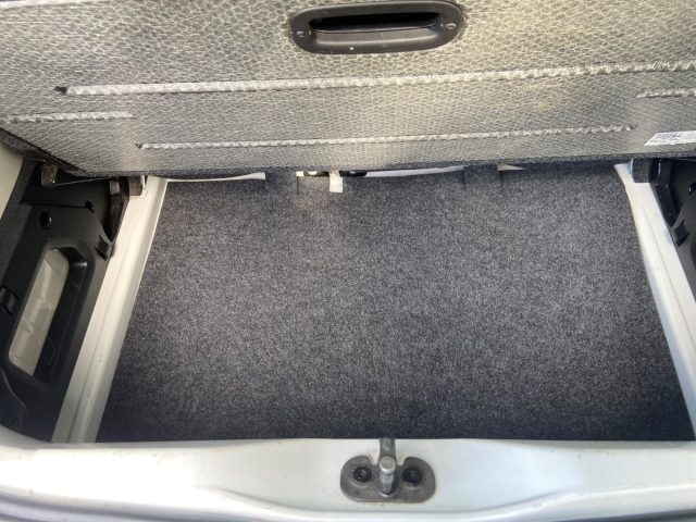VOLKSWAGEN up! usata, con MP3