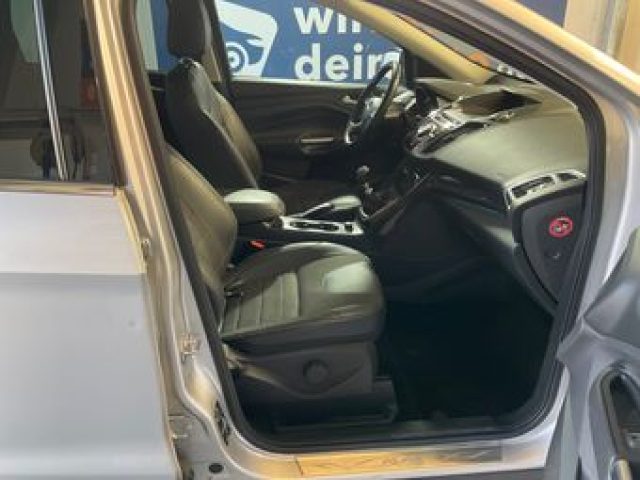 FORD Kuga usata, con Boardcomputer