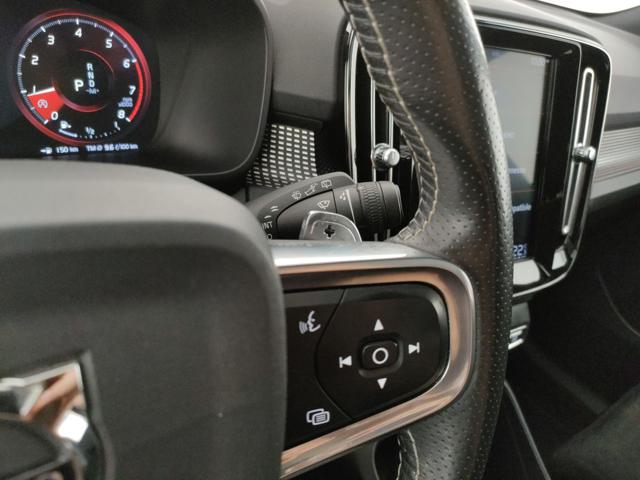 VOLVO XC40 usata, con Park Distance Control