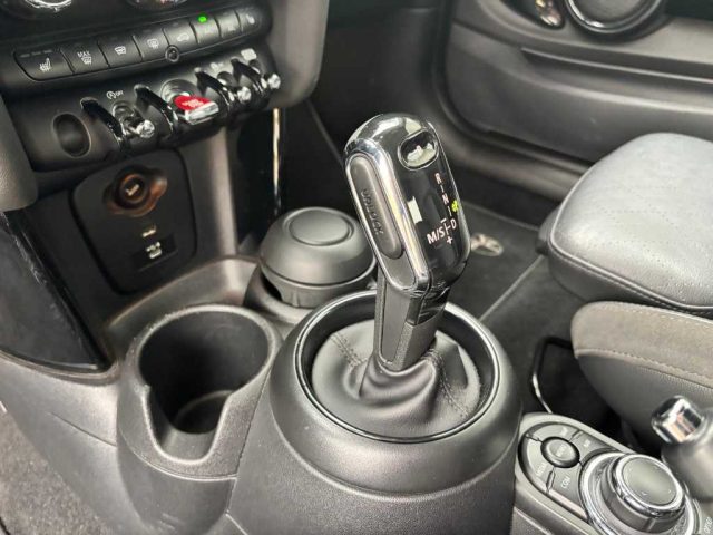 MINI Mini usata, con Autoradio digitale