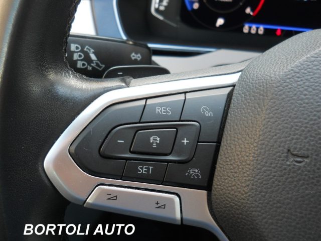 VOLKSWAGEN Passat Variant usata, con Servosterzo