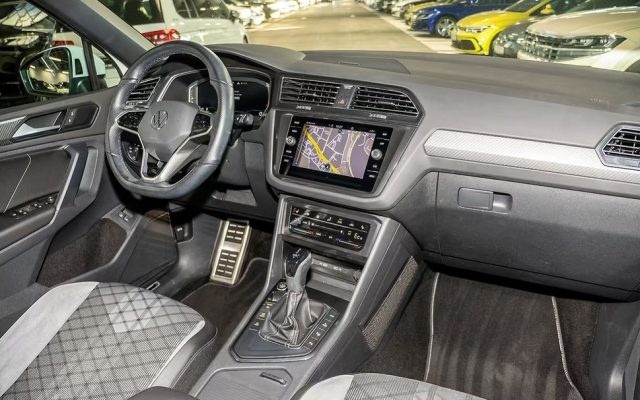 VOLKSWAGEN Tiguan usata, con Alzacristalli elettrici