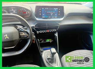 PEUGEOT 2008 usata, con Touch screen