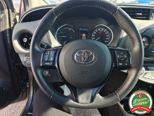 TOYOTA Yaris usata, con Interni in pelle