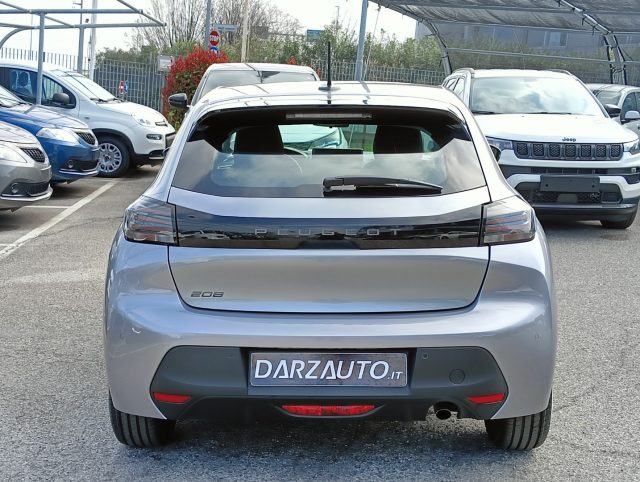 PEUGEOT 208 usata, con Sedile posteriore sdoppiato