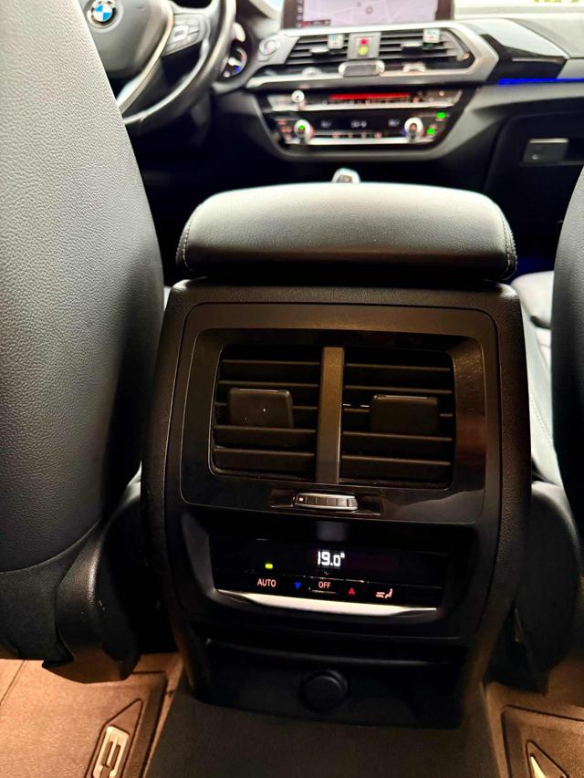 BMW X3 usata, con USB