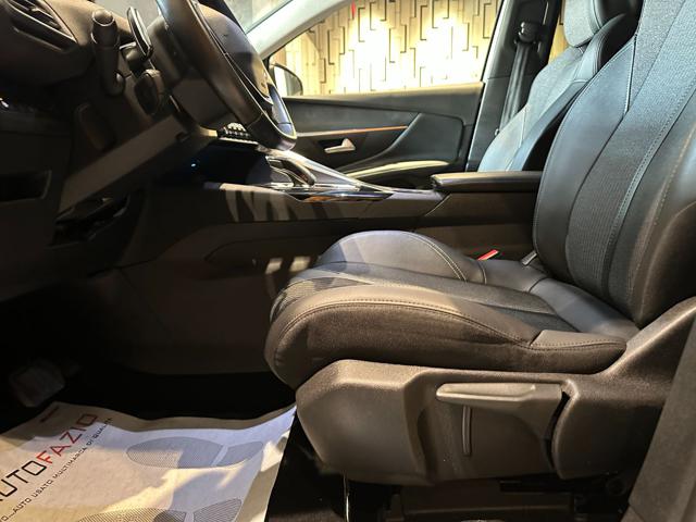 PEUGEOT 3008 usata, con Sistema di navigazione