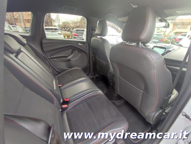 FORD Kuga usata, con Specchietti laterali elettrici