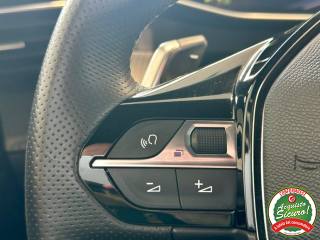 PEUGEOT 2008 usata, con Luci diurne LED