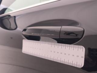 MERCEDES-BENZ B 180 usata, con Supporto lombare