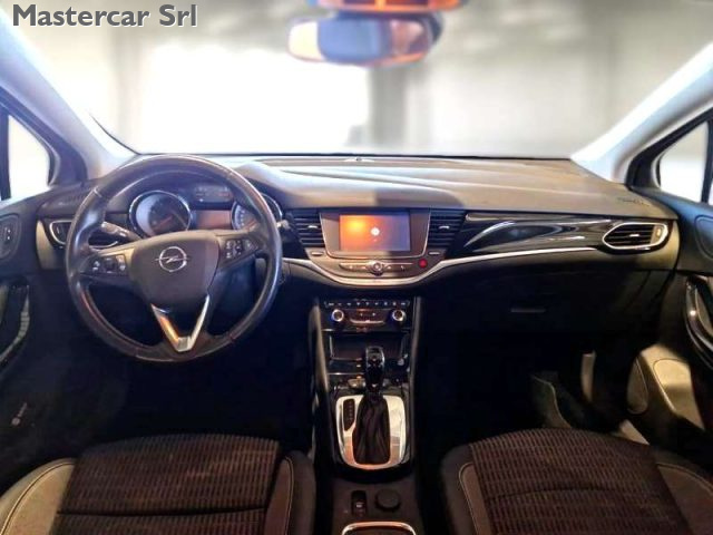 OPEL Astra usata, con Autoradio