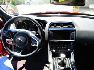 JAGUAR XE usata, con Airbag laterali
