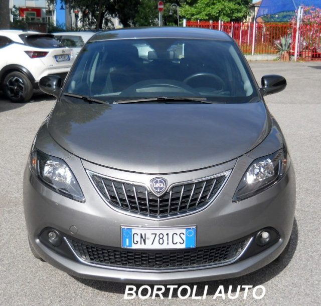 LANCIA Ypsilon usata, con Airbag