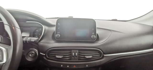 FIAT Tipo usata, con Telecamera per parcheggio assistito